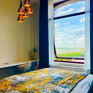 Riverview In Historical Heart Of Apartment